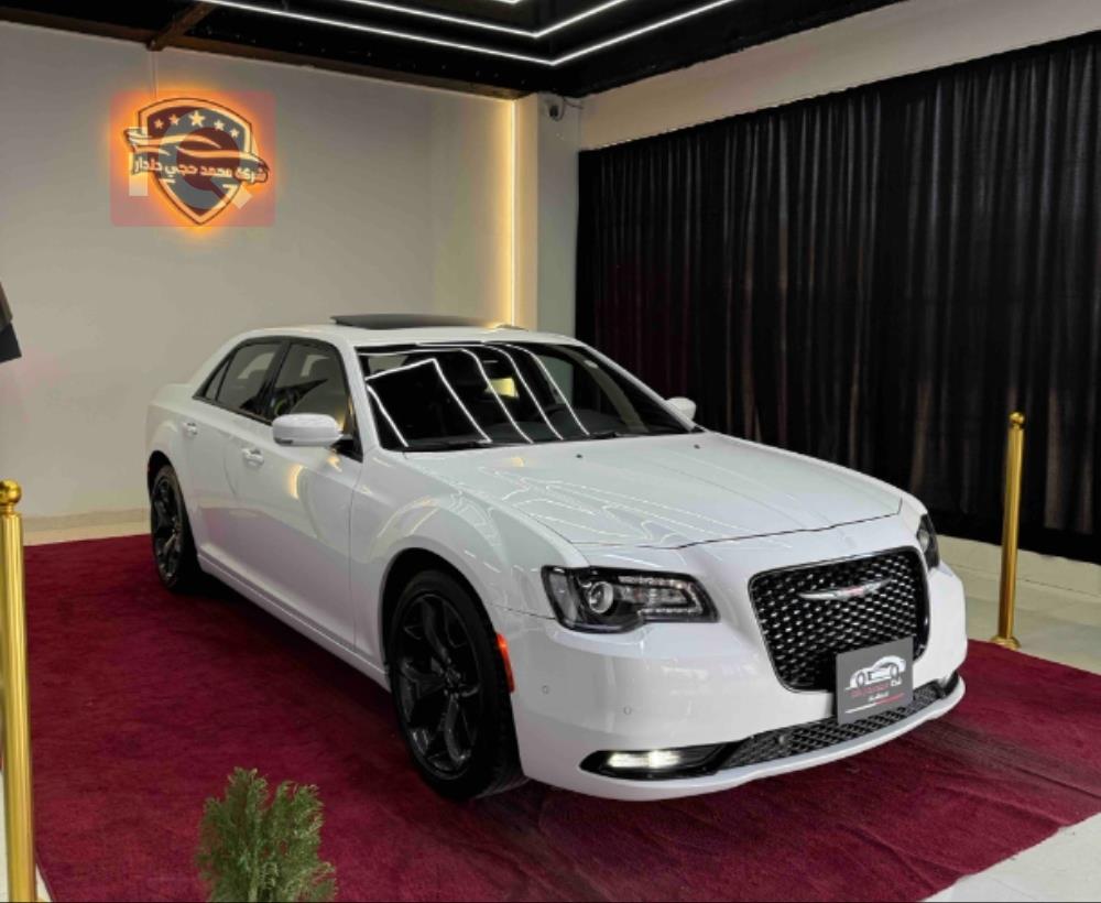 كرايسلر 300